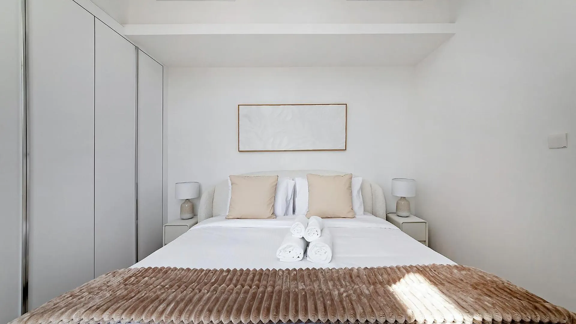 Bright 1Br With Balcony In Luma 22 Apartment Dubai United Arab Emirates
